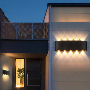 Waterproof LED light fixture. Ideal for indoor and outdoor lighting.
