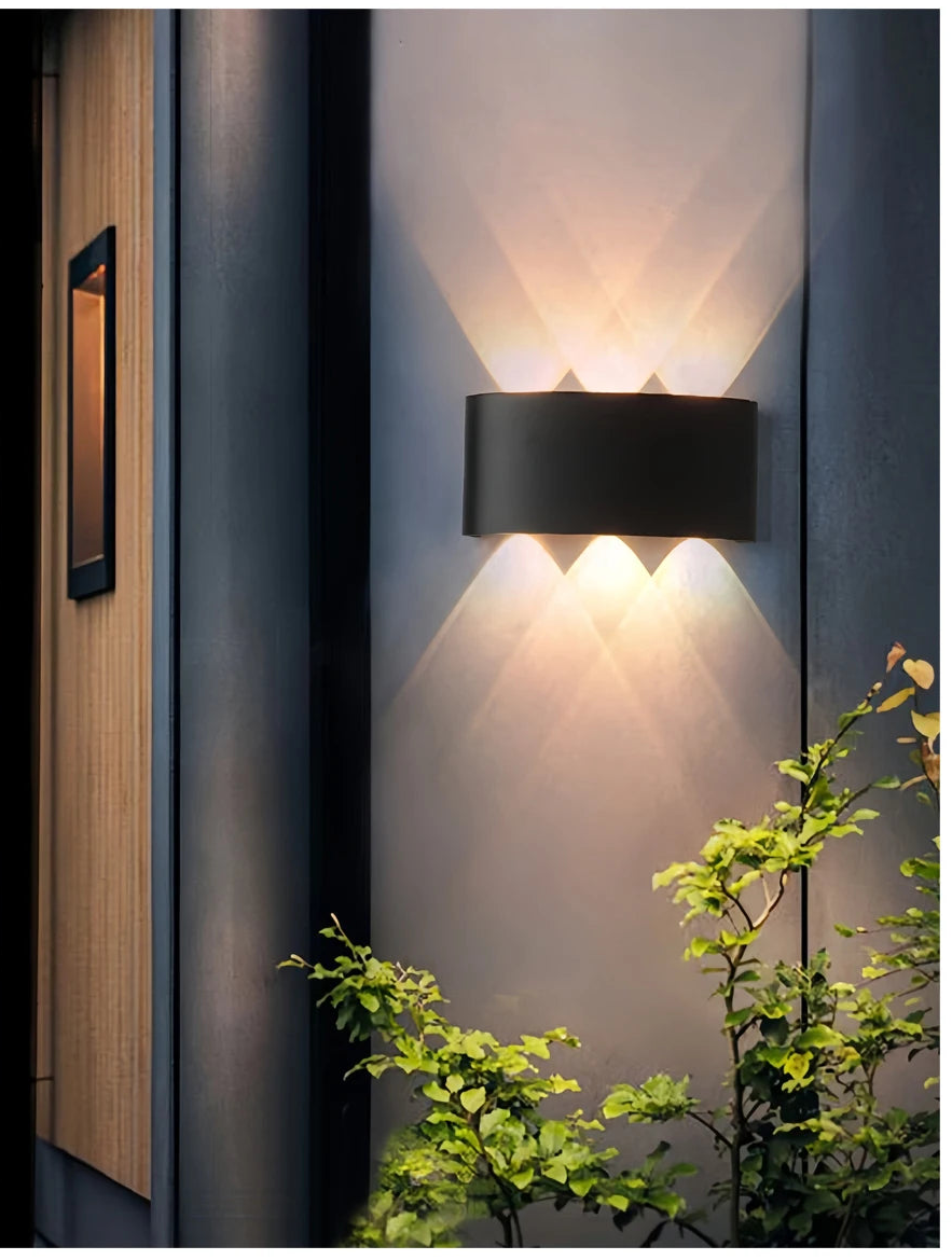 Waterproof LED light fixture. Ideal for indoor and outdoor lighting.